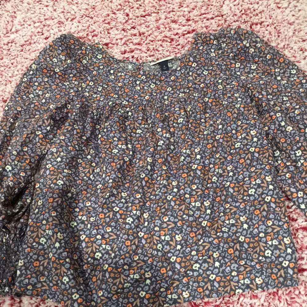 Medium Universal Thread blouse. Worn a handful times